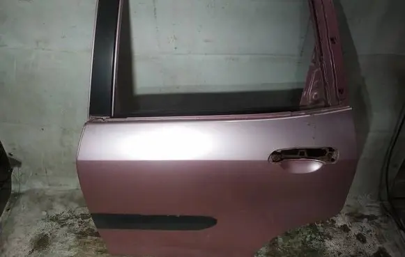 Honda Jazz Rear door rozines