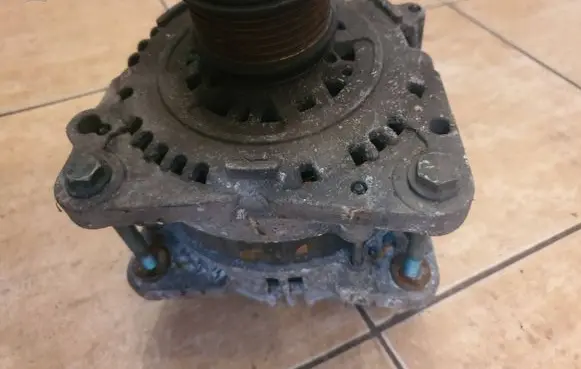 Audi A3 S3 8L Generator/alternator 028903029G 81120701 9112070