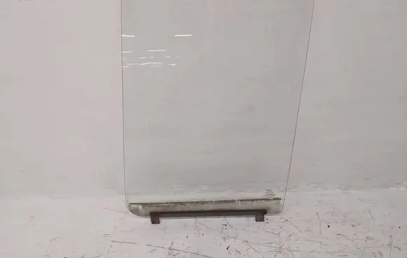 Ford Transit Front door window/glass (coupe)