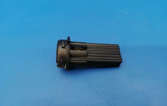 BMW 7 E38 Tail light bulb cover holder 138736532