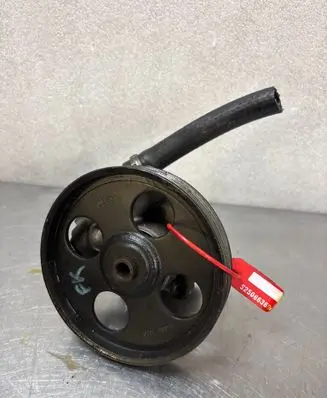 Peugeot 406 Power steering pump 9624659680
