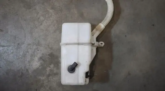 Mercedes-Benz CLA C118 X118 Windshield washer fluid reservoir/tank A1778605900 56566666
