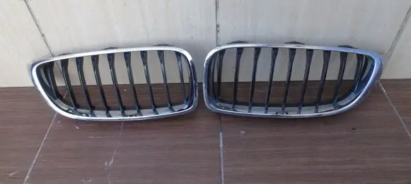 BMW 4 F32 F33 Front bumper upper radiator grill 7294818 7294817