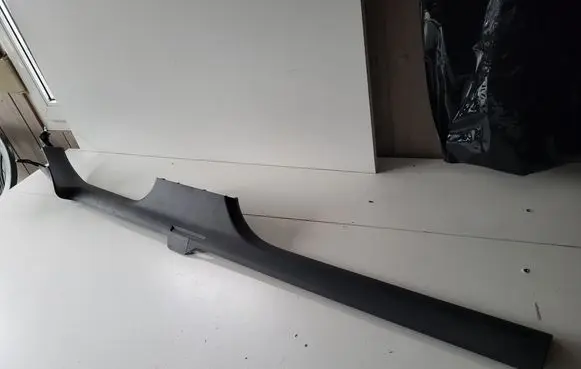 Skoda Superb B8 (3V) Front sill trim cover 3V0853371