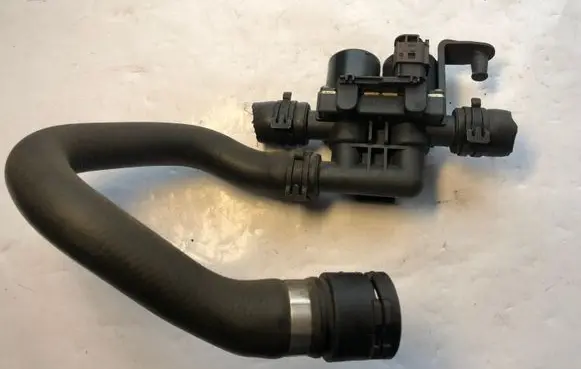 BMW 5 E60 E61 Coolant heater control valve 6931708 6411693170804 64116931708
