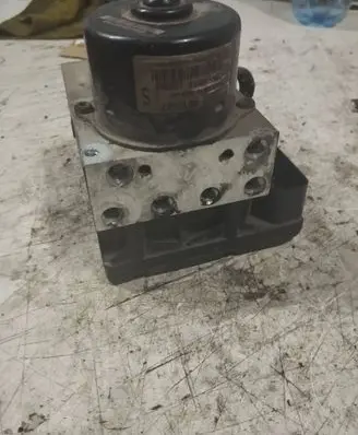 Volvo S80 ABS Pump 4404904233