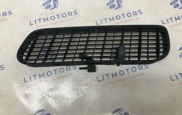 BMW X5 E53 Bonnet/hood grill 8402669