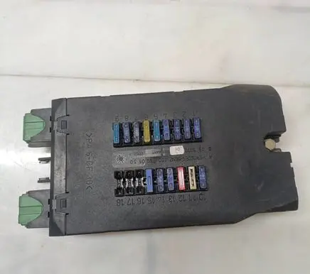 Mercedes-Benz Vito Viano W638 Fuse module 0005400650