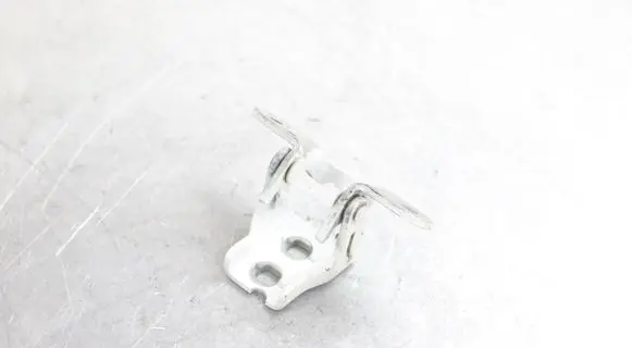 Dodge RAM 1500 DS Rear door upper hinge VB072