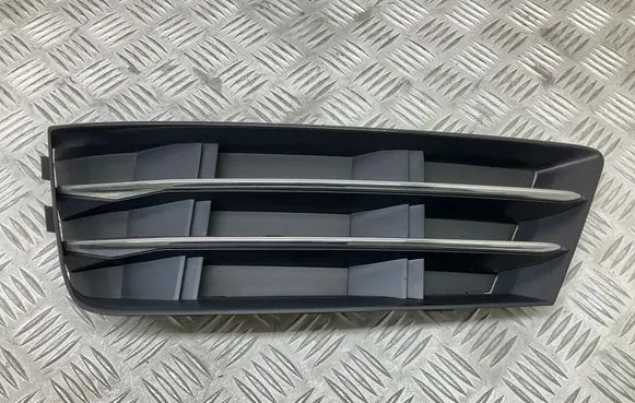 Audi A4 S4 B9 Front bumper lower grill 8W0807681R