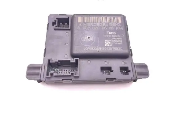 Mercedes-Benz Sprinter W906 Door control unit/module A9068205626 00005226E1