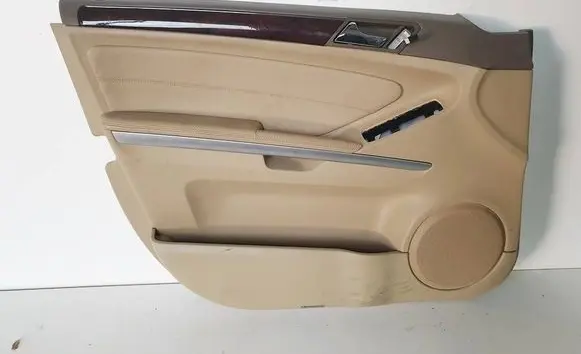 Mercedes-Benz ML W164 Front door card panel trim