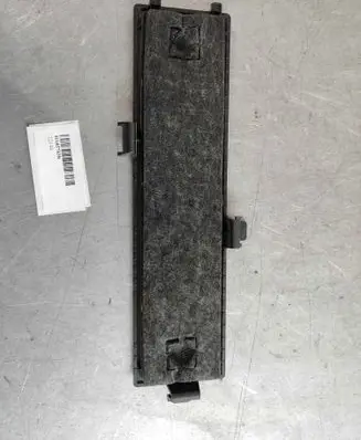Audi Q2 - Glove box 81b857035c