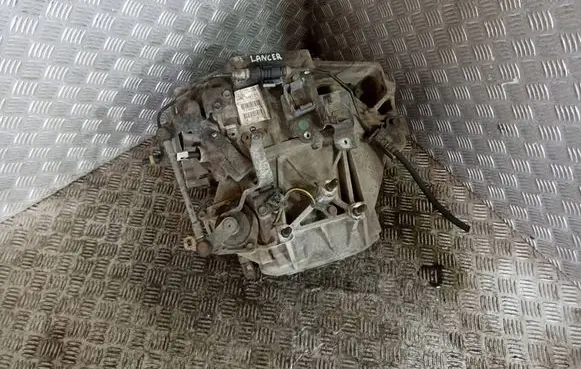 Mitsubishi Lancer VIII Manual 5 speed gearbox F6MBA1BBZ