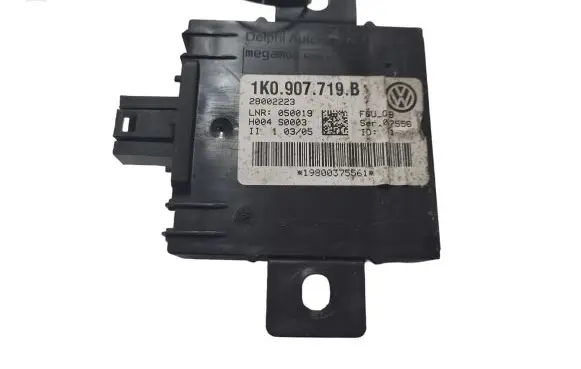 Audi A3 S3 8P Alarm control unit/module 1K0907719B 28002223 050019