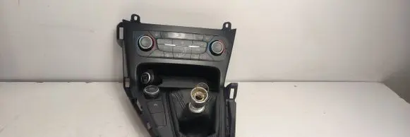Ford Focus Climate control unit F1ET18C612DJ