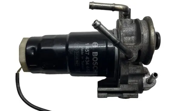 Toyota Avensis T250 Fuel filter 1457434440 97082821
