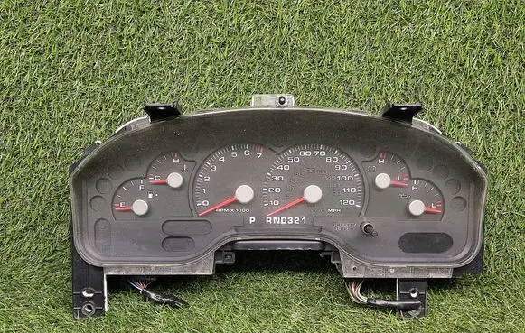 Ford Explorer Speedometer (instrument cluster) 1L2F10890BD FVLF03521A