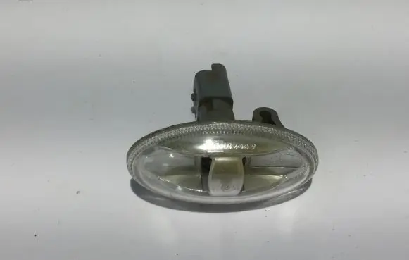 Peugeot Expert Front fender indicator light 0104706E25