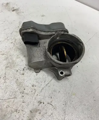 Volkswagen PASSAT B6 Throttle valve 03G128063B