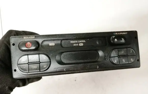 Renault Master II Radio/CD/DVD/GPS head unit