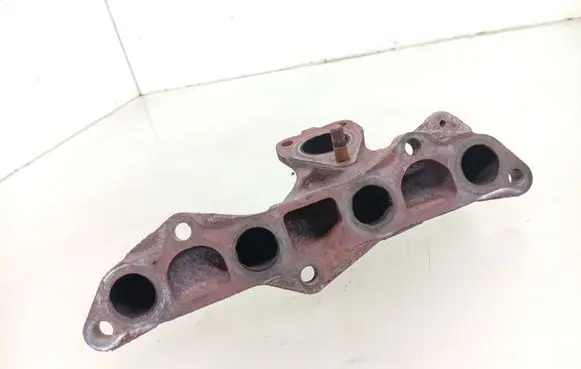Toyota Auris 150 Exhaust manifold