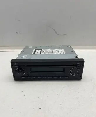 Iveco Daily 6th gen Radio/CD/DVD/GPS head unit 7620000097 10R046092 815CM0097F