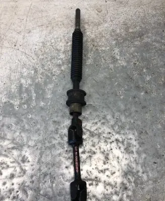 Mitsubishi Pajero Steering column universal joint MR475612