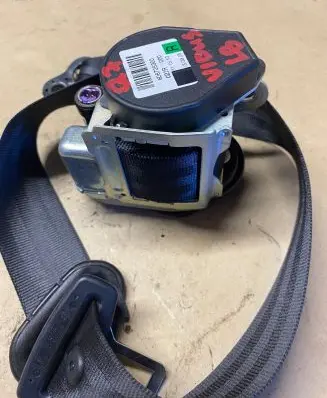 Audi Q7 4L Middle seatbelt (rear) 4L0857806H 607153000A 125092013
