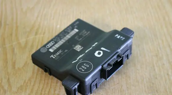 Seat Leon (1P) Gateway control module 1K0907530F 1K0907951