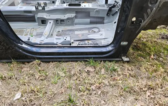 Volkswagen Tiguan Allspace Front sill (body part) 