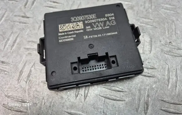 Volkswagen Touran III Gateway control module 3Q0907530E