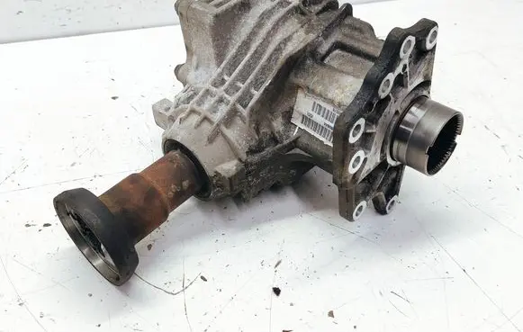 Volvo XC60 Gearbox transfer box case P31280844