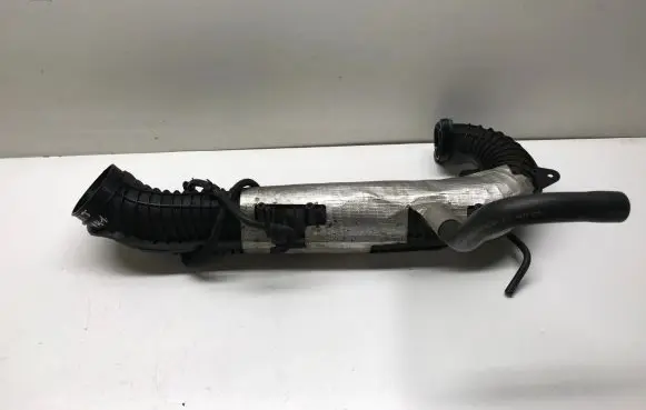 Ford C-MAX I Intercooler hose/pipe 7M519A673 7M519A673GR