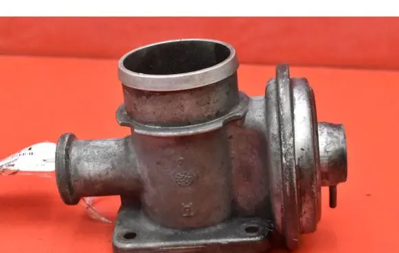 BMW X3 E83 EGR valve 7785452