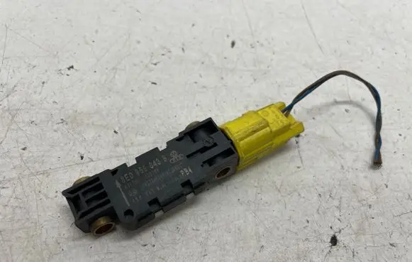Audi A4 S4 B8 8K Airbag deployment crash/impact sensor 8E0959643B