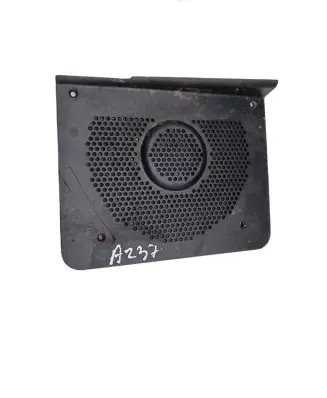 BMW 5 E60 E61 Subwoofer grill/trim 6919360