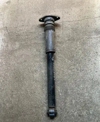 KIA Sportage Rear shock absorber/damper 55313U100