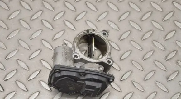 Mini One - Cooper Coupe R56 Throttle valve 7810752