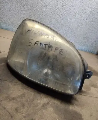 Hyundai Santa Fe Headlight/headlamp 1011199