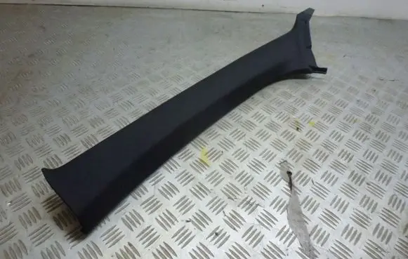 Peugeot 5008 II (A) pillar trim