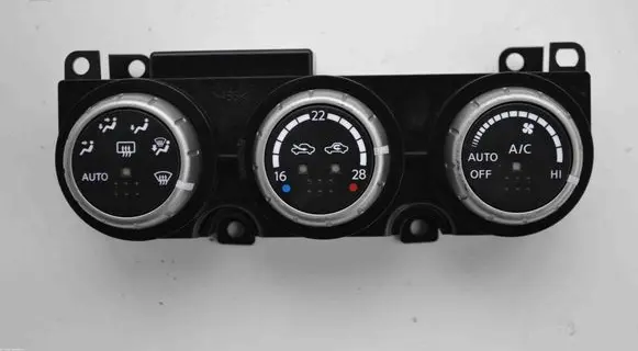Nissan Murano Z50 Interior fan control switch A0200015B00000