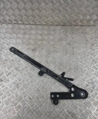Bentley Continental Sway bar bush bracket, front 3w7825274d