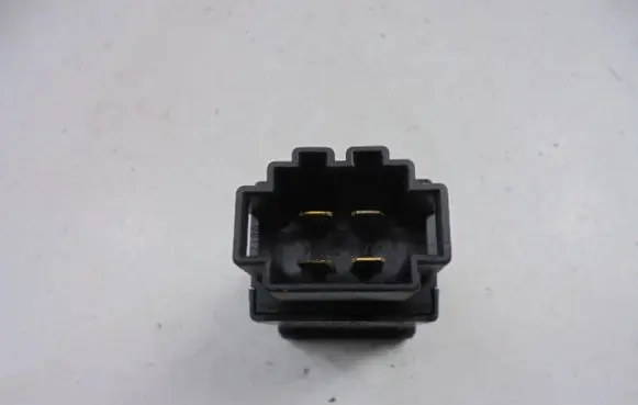 Volkswagen Golf III Windscreen/window heater switch 1H0959621