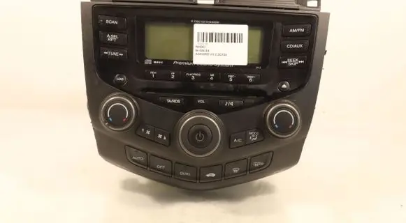 Honda Accord Radio/GPS head unit trim 39050SEFG650M1