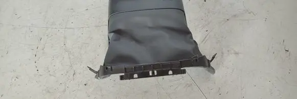 Steering wheel column trim