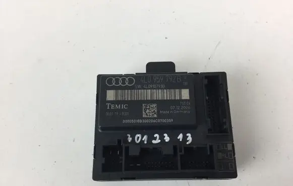 Audi Q7 4L Door control unit/module 4L0959792B