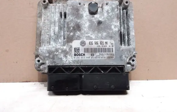 Volkswagen PASSAT B6 Engine control unit/module 03G906021NK 0281013440