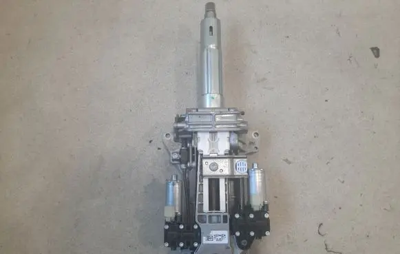 Mercedes-Benz E W238 Steering wheel axle A2054608801