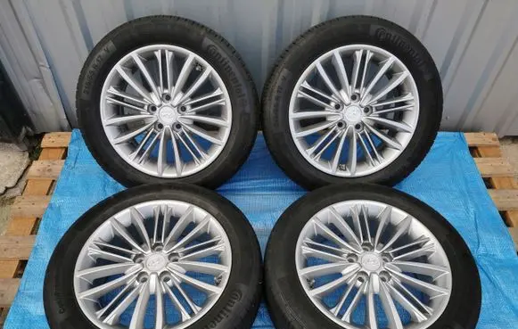 Ford Fiesta R17 alloy rim 7JX17